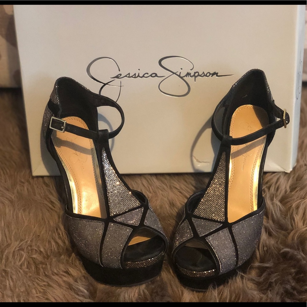 Jessica Simpson heels